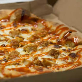 Chicken Wing Pizza (New Haven (Large) Thin)