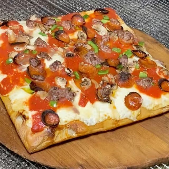 "Sicilian" PAN Style Pizza (Sicilian Pizza).