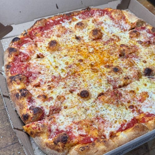 80's Springfield FOOTBALL Crust ( CHEESE or BYO ).